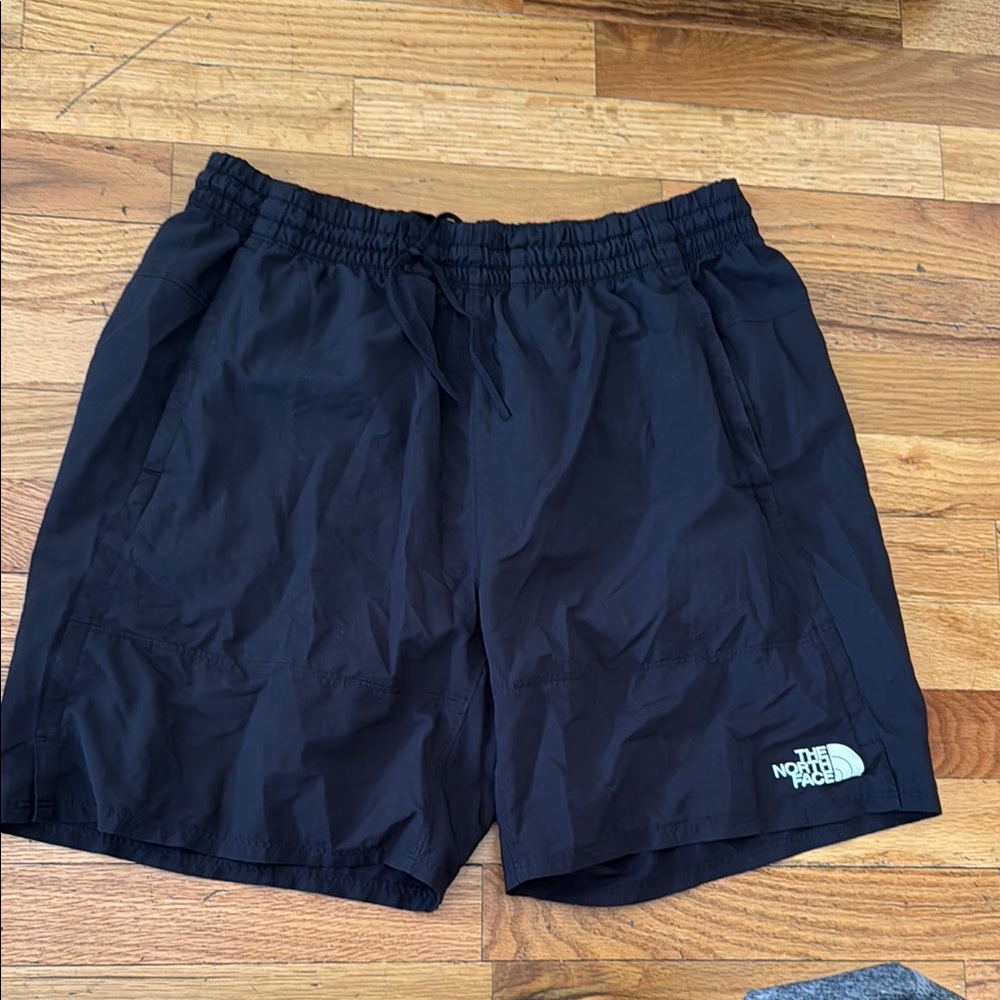 Men’s northface drawstring shorts